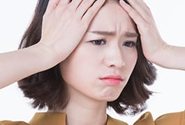 미용적 불만족으로 인한 스트레스 유발