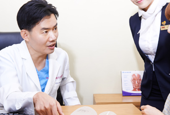 다양한 보형물 구비로 수술 전 원하는 형태와 모양을 상세하게 선택 가능
